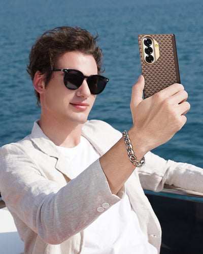 Samsung Galaxy Z Fold 7 Case - Aramid Fiber Skin - Profound- MagSafe Compatible - Humble