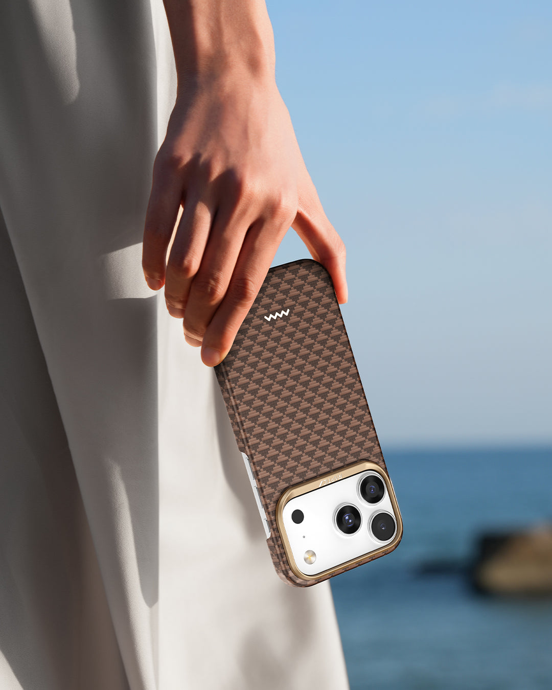Raptic Aramid Skin-Origin for iPhone 17 Pro - humble