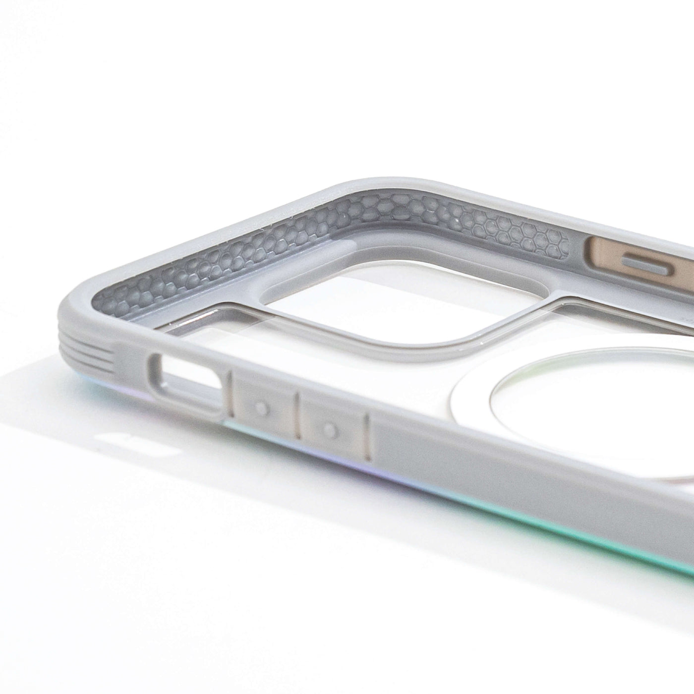 iPhone 15 Pro Case - Shield 2.0 Quartz
